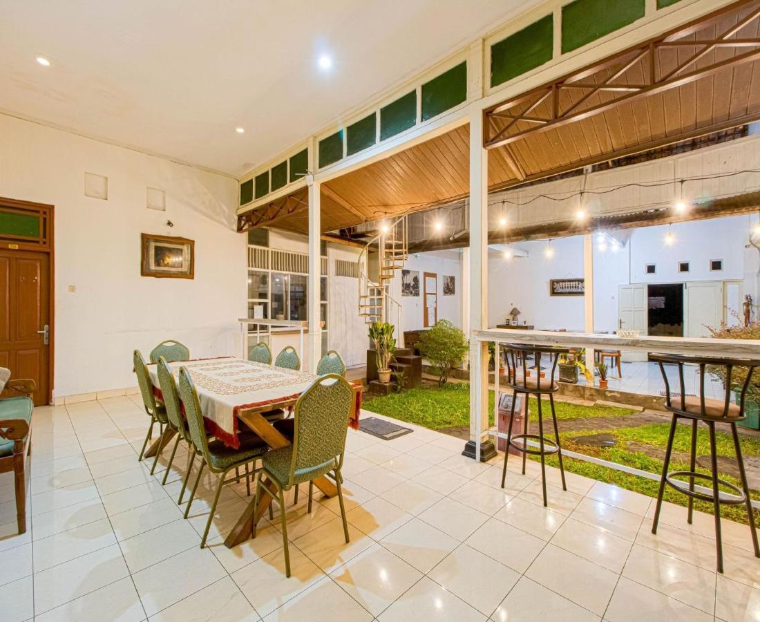 D'Talent Hotel Jogyakarta Zewnętrze zdjęcie