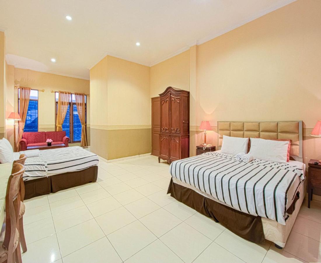 D'Talent Hotel Jogyakarta Zewnętrze zdjęcie